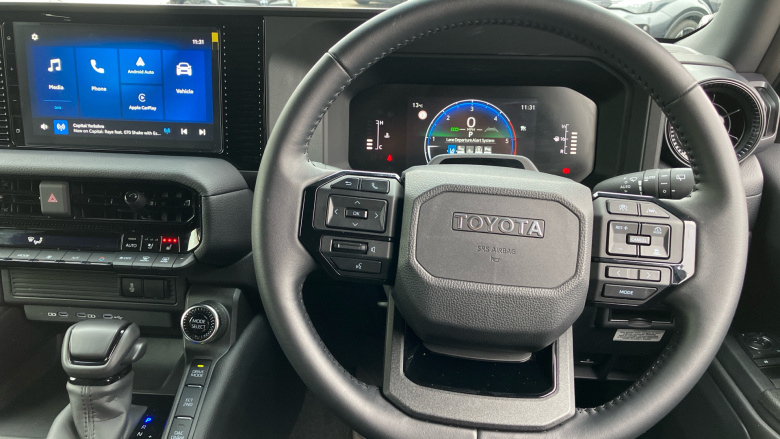 Toyota Land Cruiser Diesel 2.8D 205 Commercial Auto